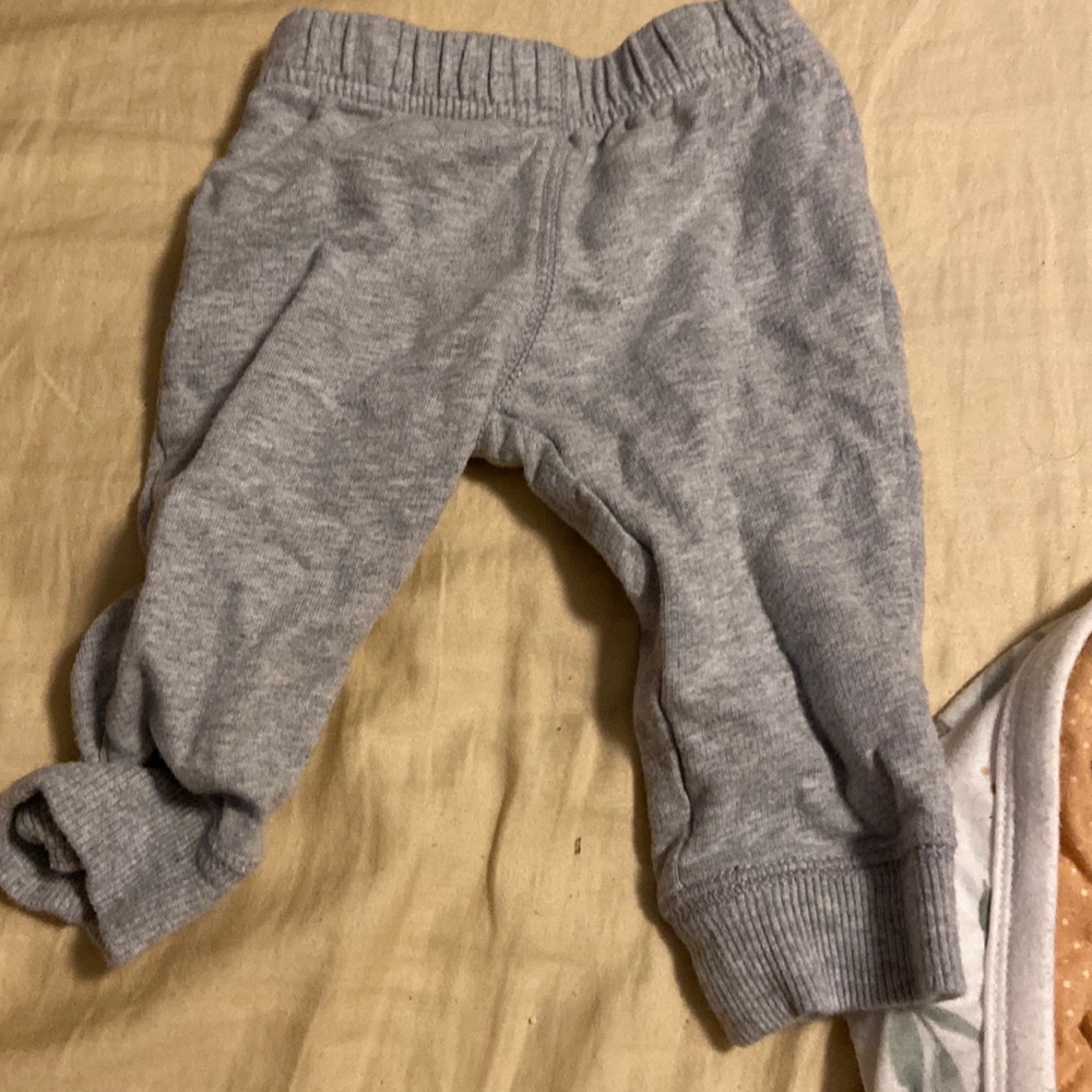 Carters 6 month pants